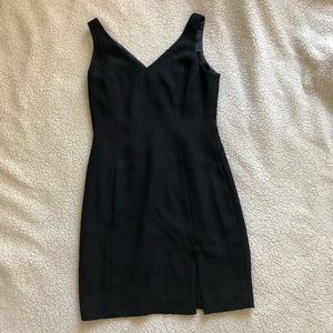 Hugo Busacti | Little Black Dress